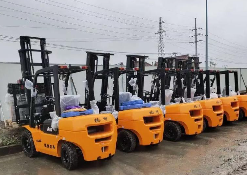 ?叉車出租叉車租賃公司：企業(yè)降本增效的靈活解決方案 4步法